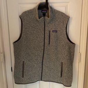 Patagonia Men’s grey fleece zip-up vest, size XXL